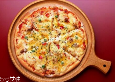 奶油奶酪可以做披薩嗎 這樣做香軟可口 奶油奶酪可以做披薩嗎 這樣做香軟可口