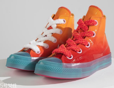 jw anderson聯(lián)名匡威果凍鞋多少錢 質(zhì)感愛(ài)不釋手