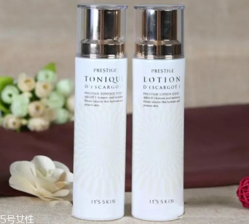 夏天用什么護(hù)膚品補(bǔ)水 適合夏天的水乳推薦 夏天用什么護(hù)膚品補(bǔ)水 適合夏天的水乳推薦