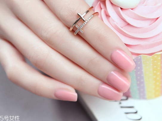 美甲怎么防止掉漆 美甲無(wú)瑕疵才是小仙女