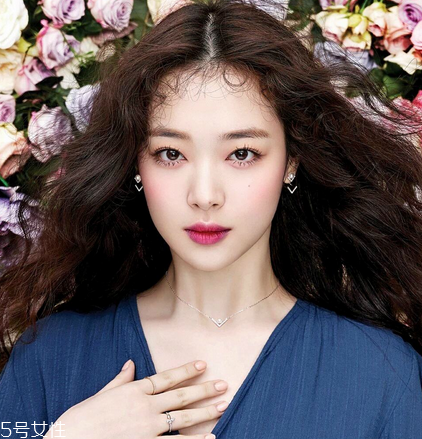 超聲刀要服用膠原蛋白 這個(gè)說(shuō)法是錯(cuò)誤的