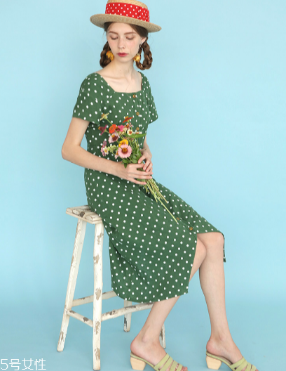 波點衣服怎么搭配 復古又有情調(diào) 波點衣服怎么搭配 復古又有情調(diào)