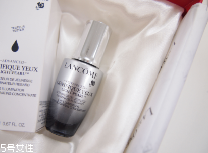 蘭蔻小黑瓶肌底液價格 680元左右 蘭蔻小黑瓶肌底液價格 680元左右