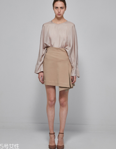 職場穿搭要注意什么 教你避免踩雷 職場穿搭要注意什么 教你避免踩雷