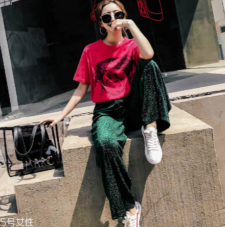 夏天怎么穿時(shí)尚 有這三件單品就夠了 夏天怎么穿時(shí)尚 有這三件單品就夠了