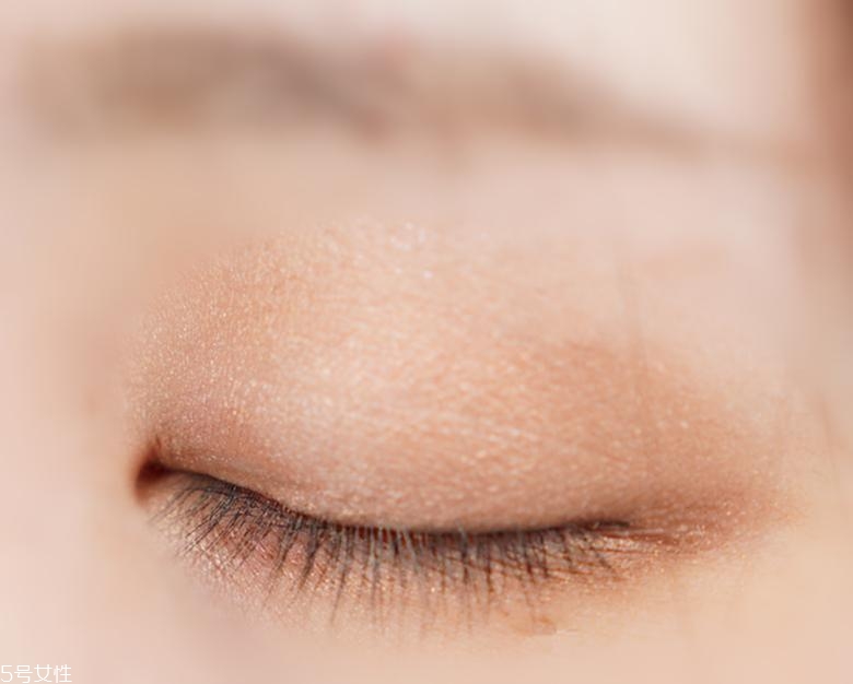 井田眼影14號和2號哪個好看 2款熱門色pk 井田眼影14號和2號哪個好看 2款熱門色pk