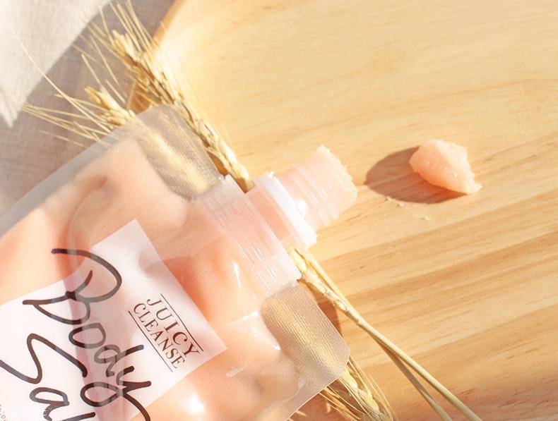 佑天蘭磨砂膏怎么樣 去除雞皮好幫手 佑天蘭磨砂膏怎么樣 去除雞皮好幫手