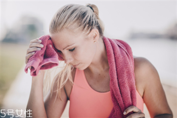 運(yùn)動(dòng)出汗多減肥嗎 減肥跟出汗多少無關(guān)