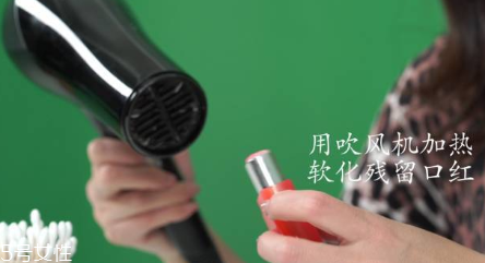 夏天怎么預(yù)防口紅斷掉 原來放口袋里會(huì)融化