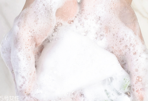 肌研洗面奶是氨基酸嗎 好用的洗面奶 肌研洗面奶是氨基酸嗎 好用的洗面奶