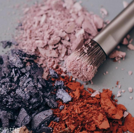 眼影盤怎么分辨質量好壞 優(yōu)質眼影盤3大特色