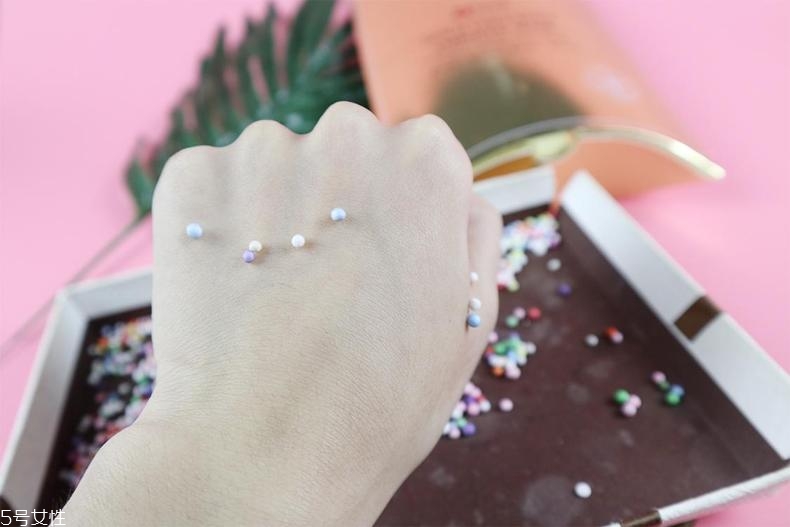 jayjun面膜和snp黃金面膜哪個好 2個網(wǎng)紅爆款pk jayjun面膜和snp黃金面膜哪個好 2個網(wǎng)紅爆款pk