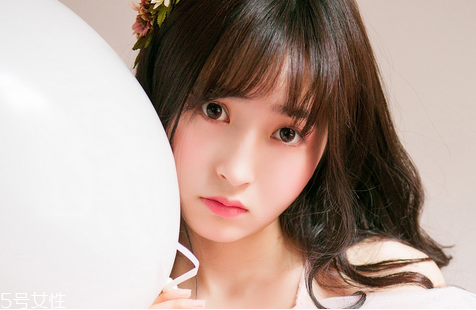 皮膚缺水會(huì)怎么樣 皮膚缺水的危害 皮膚缺水會(huì)怎么樣 皮膚缺水的危害