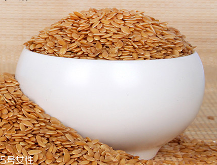 亞麻籽油是什么油 亞麻籽榨取 亞麻籽油是什么油 亞麻籽榨取