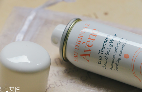 雅漾噴霧有什么功效 專門針對(duì)敏感肌膚 雅漾噴霧有什么功效 專門針對(duì)敏感肌膚