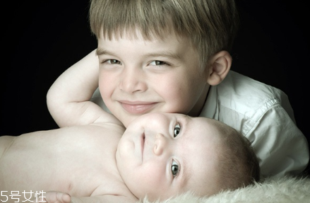 想要生二胎的媽媽們需要做哪些準(zhǔn)備 想要生二胎的媽媽們需要做哪些準(zhǔn)備