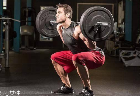 深蹲一天做多少壯陽(yáng) 最值得推薦的壯陽(yáng)小動(dòng)作