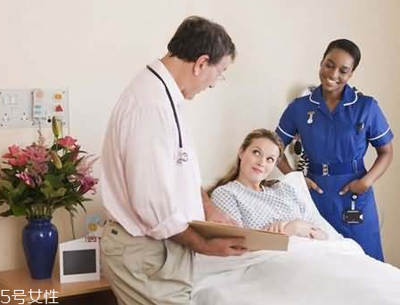 產(chǎn)后坐月子哪些癥狀是正?，F(xiàn)象？