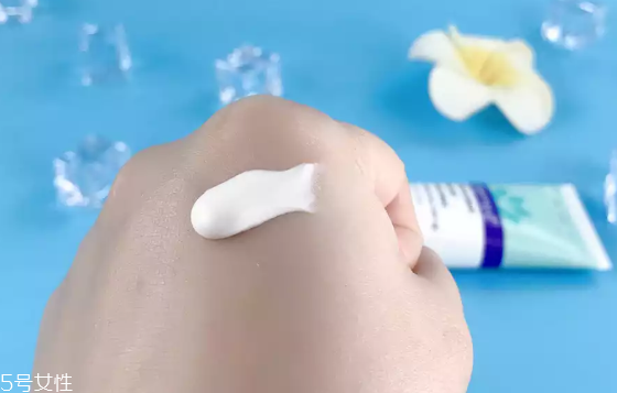 德瑪依防曬霜好用嗎 不僅溫和還很清爽 德瑪依防曬霜好用嗎 不僅溫和還很清爽