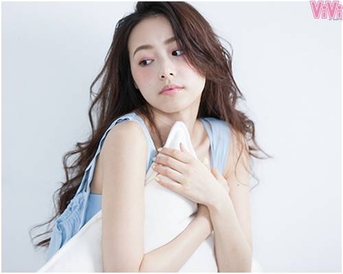 皮膚外油內干怎么調理 早中晚保養(yǎng)這樣做 皮膚外油內干怎么調理 早中晚保養(yǎng)這樣做