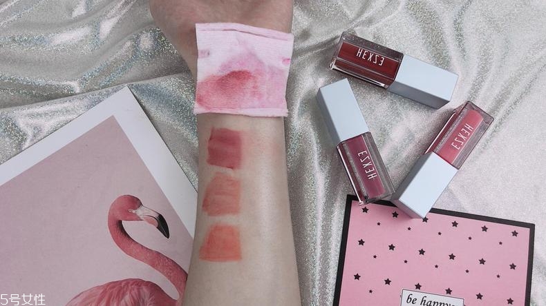 韓熙貞唇釉怎么樣 簡(jiǎn)單打造光感玻璃唇 韓熙貞唇釉怎么樣 簡(jiǎn)單打造光感玻璃唇