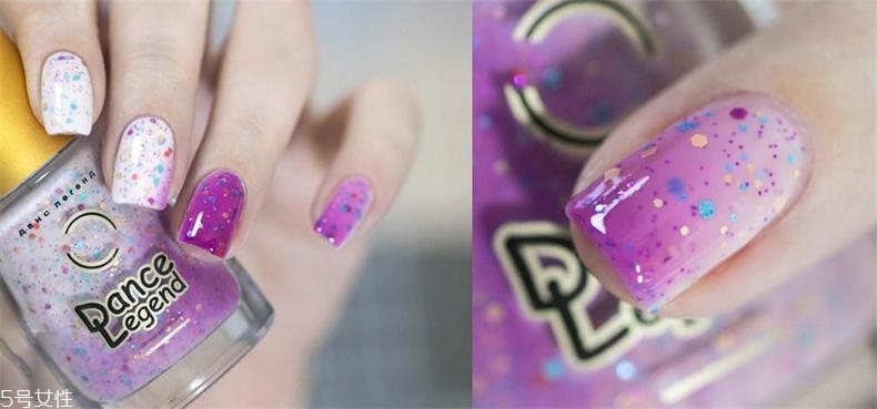 變色指甲油哪個牌子好 一秒變色趣味無窮 變色指甲油哪個牌子好 一秒變色趣味無窮