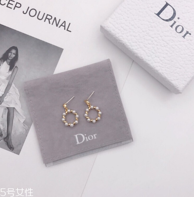 鉑金耳釘怎么清洗 這樣做最好 鉑金耳釘怎么清洗 這樣做最好