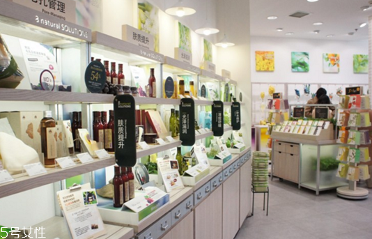 悅詩風(fēng)吟面霜怎么樣 平價中的戰(zhàn)斗機(jī)