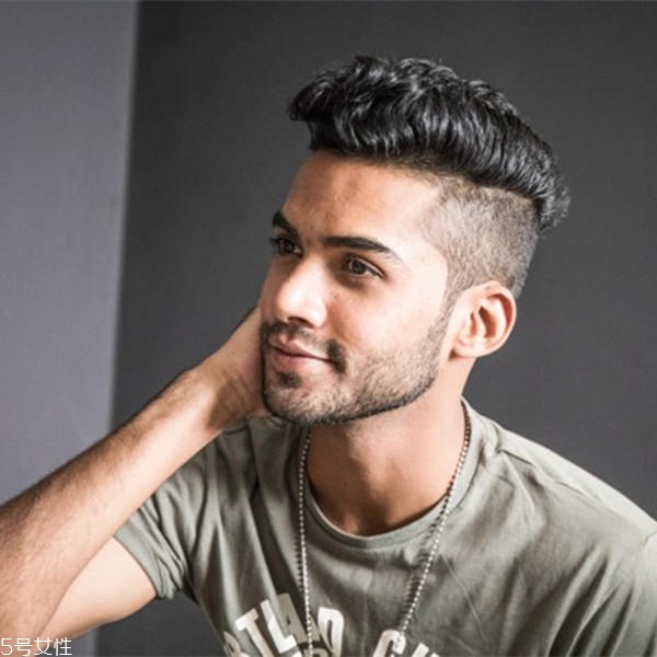 男生燙發(fā)有幾種燙法 3種基礎燙發(fā)要了解
