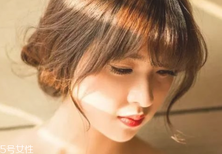 熬夜長痘痘怎么辦？去除痘痘小竅門