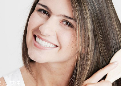 睡前美容護(hù)膚小竅門(mén)