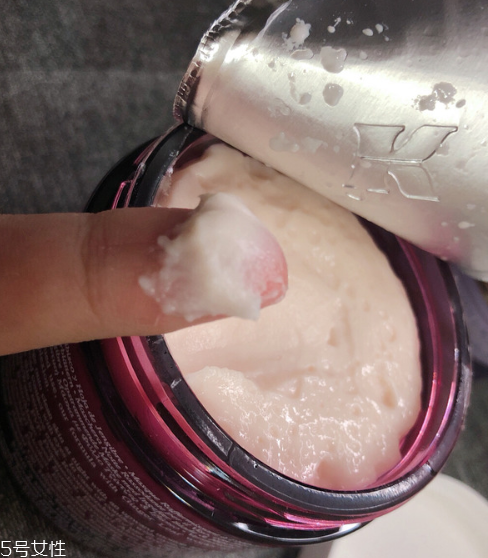 科顏氏小臉紅罐使用時要注意什么 科顏氏小臉紅罐使用時要注意什么