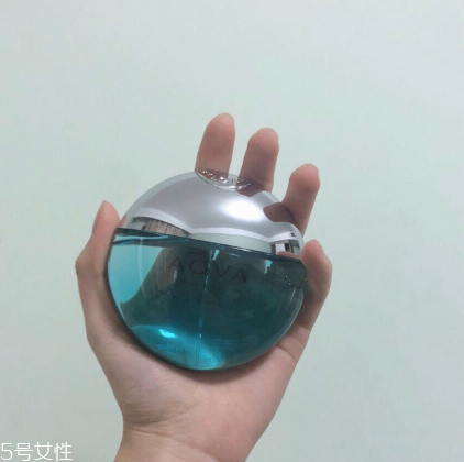 男士香水哪個好聞 讓你的鼻子瞬間高潮 男士香水哪個好聞 讓你的鼻子瞬間高潮