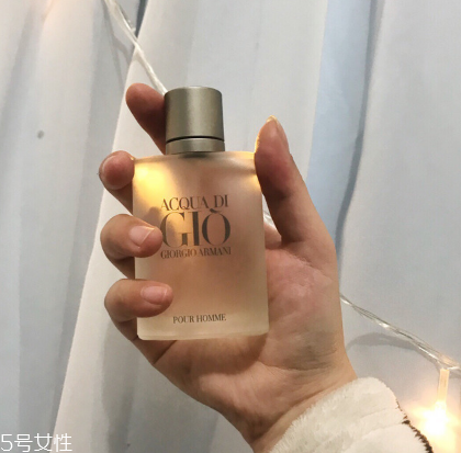 男士香水哪個好聞 讓你的鼻子瞬間高潮 男士香水哪個好聞 讓你的鼻子瞬間高潮