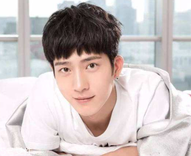 男士輕熟肌膚怎么護理 4類護膚品趕快用起來 男士輕熟肌膚怎么護理 4類護膚品趕快用起來