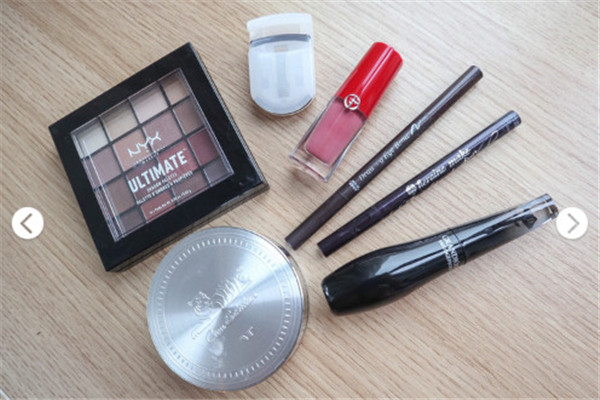 溫柔的日系裸妝怎么畫(huà)步驟圖解