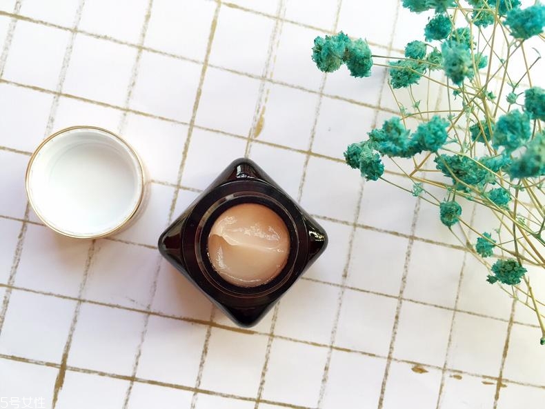 雅詩(shī)蘭黛抗藍(lán)光眼霜好用嗎 對(duì)抗黑眼圈必備眼霜全面測(cè)評(píng) 雅詩(shī)蘭黛抗藍(lán)光眼霜好用嗎 對(duì)抗黑眼圈必備眼霜全面測(cè)評(píng)