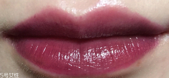 紫色妝容怎么畫不顯臟 我們國(guó)人如何駕馭紫色