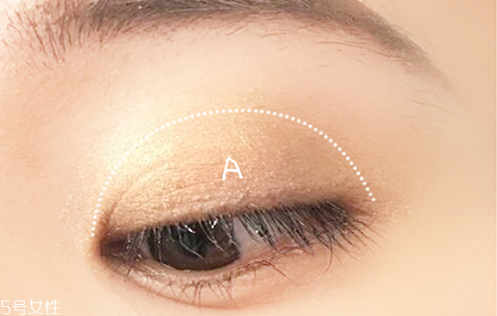 粉色眼影配什么口紅好看 超級(jí)吸睛的活力少女 粉色眼影配什么口紅好看 超級(jí)吸睛的活力少女