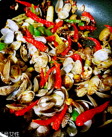 花甲如何快速吐沙 小妙招來(lái)幫你 花甲如何快速吐沙 小妙招來(lái)幫你