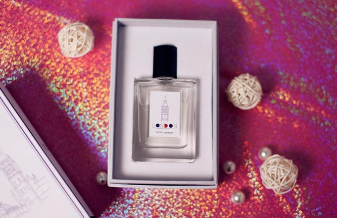 氣味圖書館香水哪款最火 撩倒直男的三個(gè)爆款