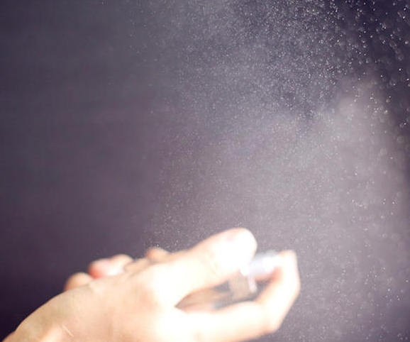 氣味圖書館香水哪款最火 撩倒直男的三個(gè)爆款