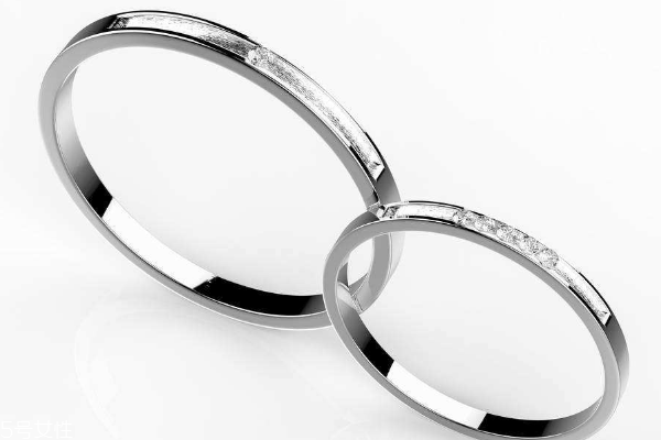 鉑金戒指發(fā)黃怎么清洗 這幾點(diǎn)要學(xué)會