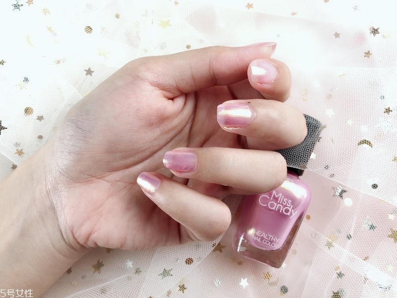 misscandy獨(dú)角獸指甲油美甲教程 misscandy獨(dú)角獸實(shí)測 misscandy獨(dú)角獸指甲油美甲教程 misscandy獨(dú)角獸實(shí)測
