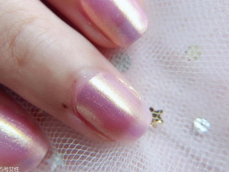 misscandy獨(dú)角獸指甲油美甲教程 misscandy獨(dú)角獸實(shí)測 misscandy獨(dú)角獸指甲油美甲教程 misscandy獨(dú)角獸實(shí)測