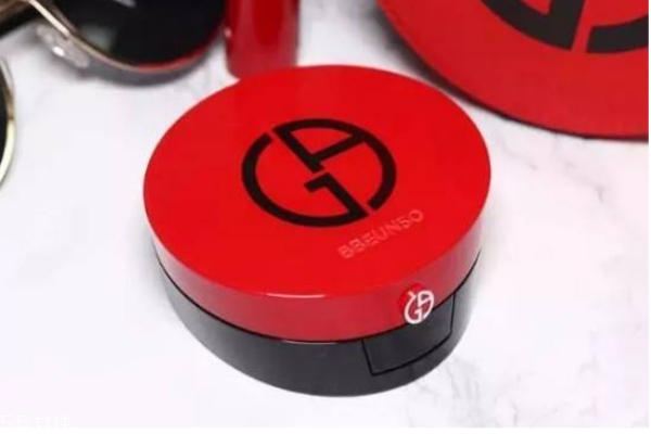 阿瑪尼紅氣墊價(jià)格多少錢(qián) 阿瑪尼紅氣墊專(zhuān)柜價(jià)