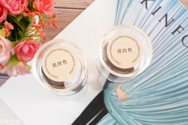 瓷妝粉底液色號(hào)怎么選 2個(gè)顏色對(duì)比圖 瓷妝粉底液色號(hào)怎么選 2個(gè)顏色對(duì)比圖