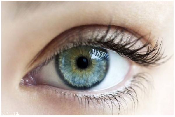 雙眼皮修復(fù)手術(shù)風(fēng)險(xiǎn)大嗎？都有哪些方法