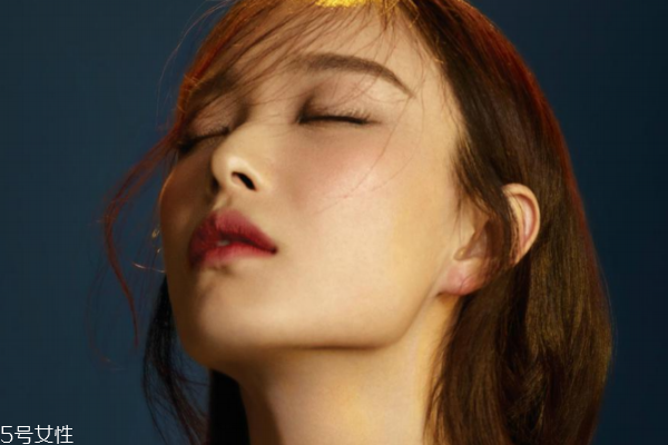 第一次買腮紅怎么挑到合適的 精挑腮紅4步走 第一次買腮紅怎么挑到合適的 精挑腮紅4步走