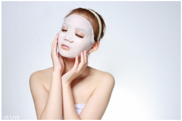 每天敷兩次面膜好嗎 可能導(dǎo)致肌膚過敏 每天敷兩次面膜好嗎 可能導(dǎo)致肌膚過敏